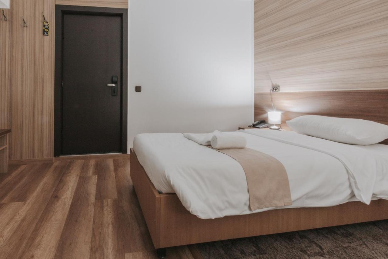 Hotel Apollo Central سيبيو المظهر الخارجي الصورة