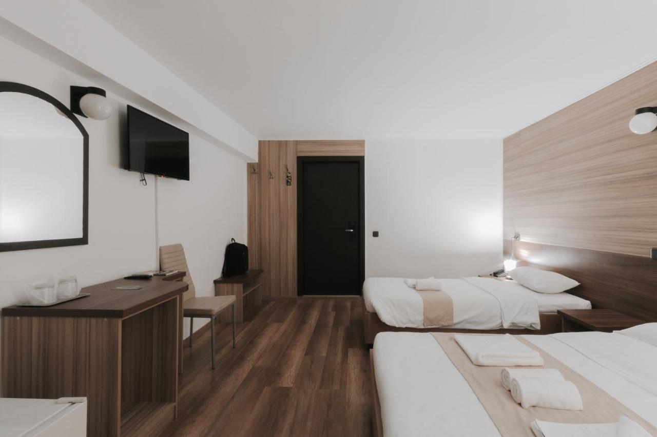 Hotel Apollo Central سيبيو المظهر الخارجي الصورة