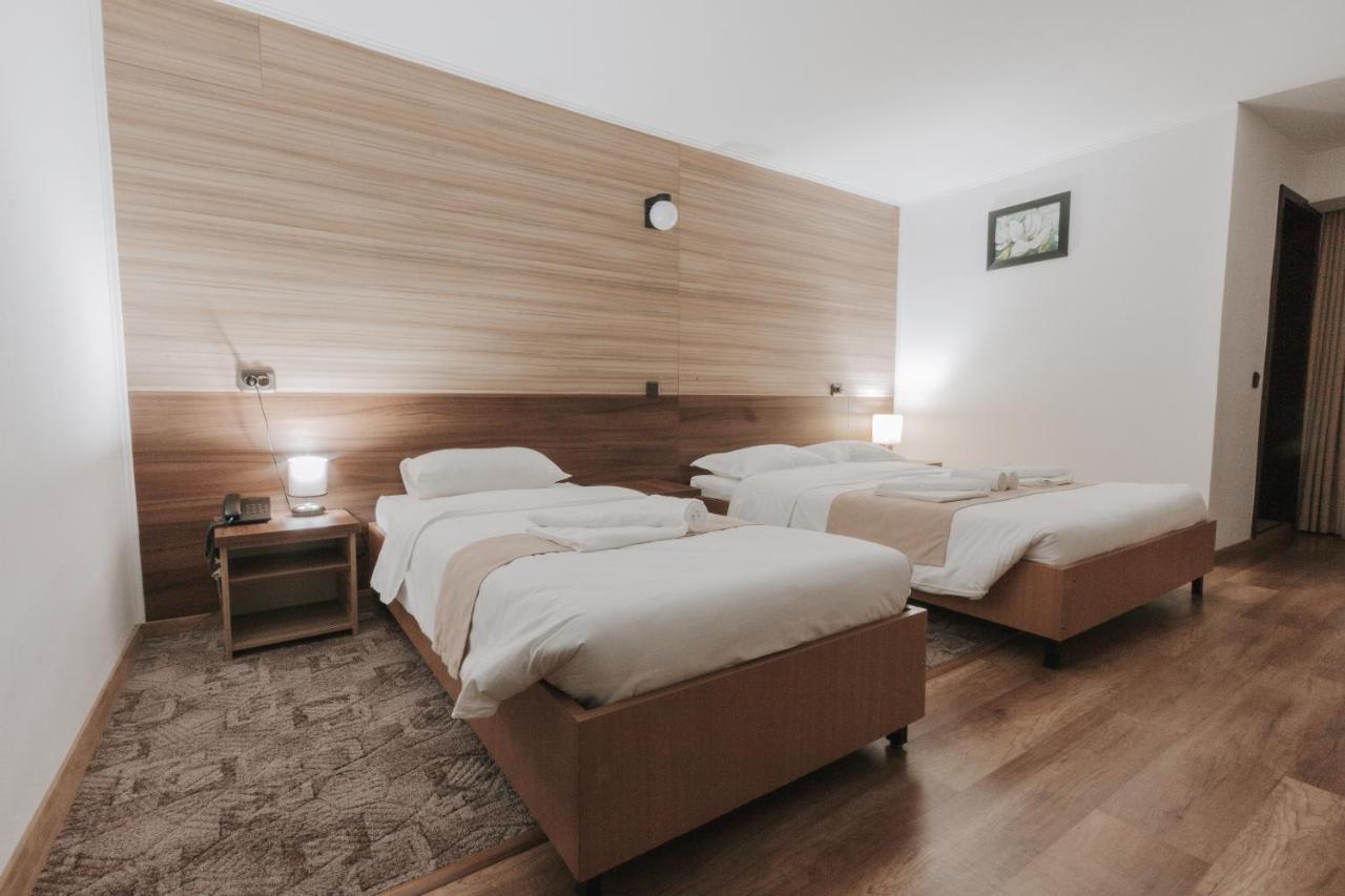 Hotel Apollo Central سيبيو المظهر الخارجي الصورة